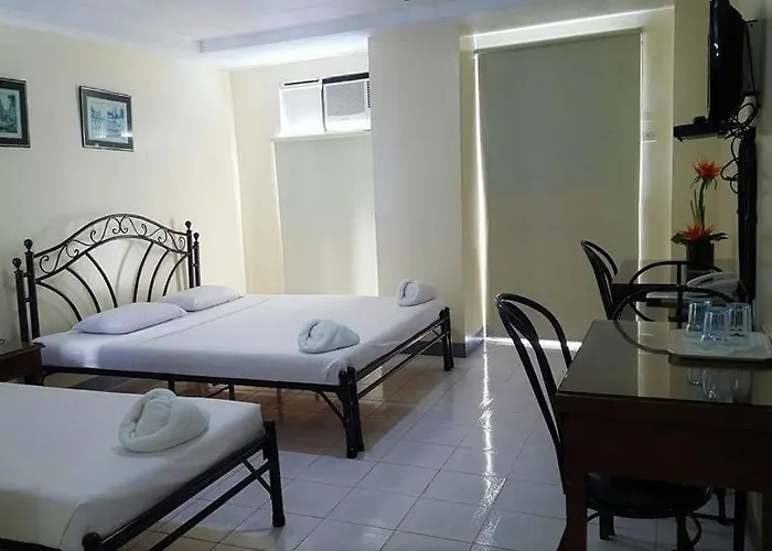 Fuente Pension House Hotel 2*